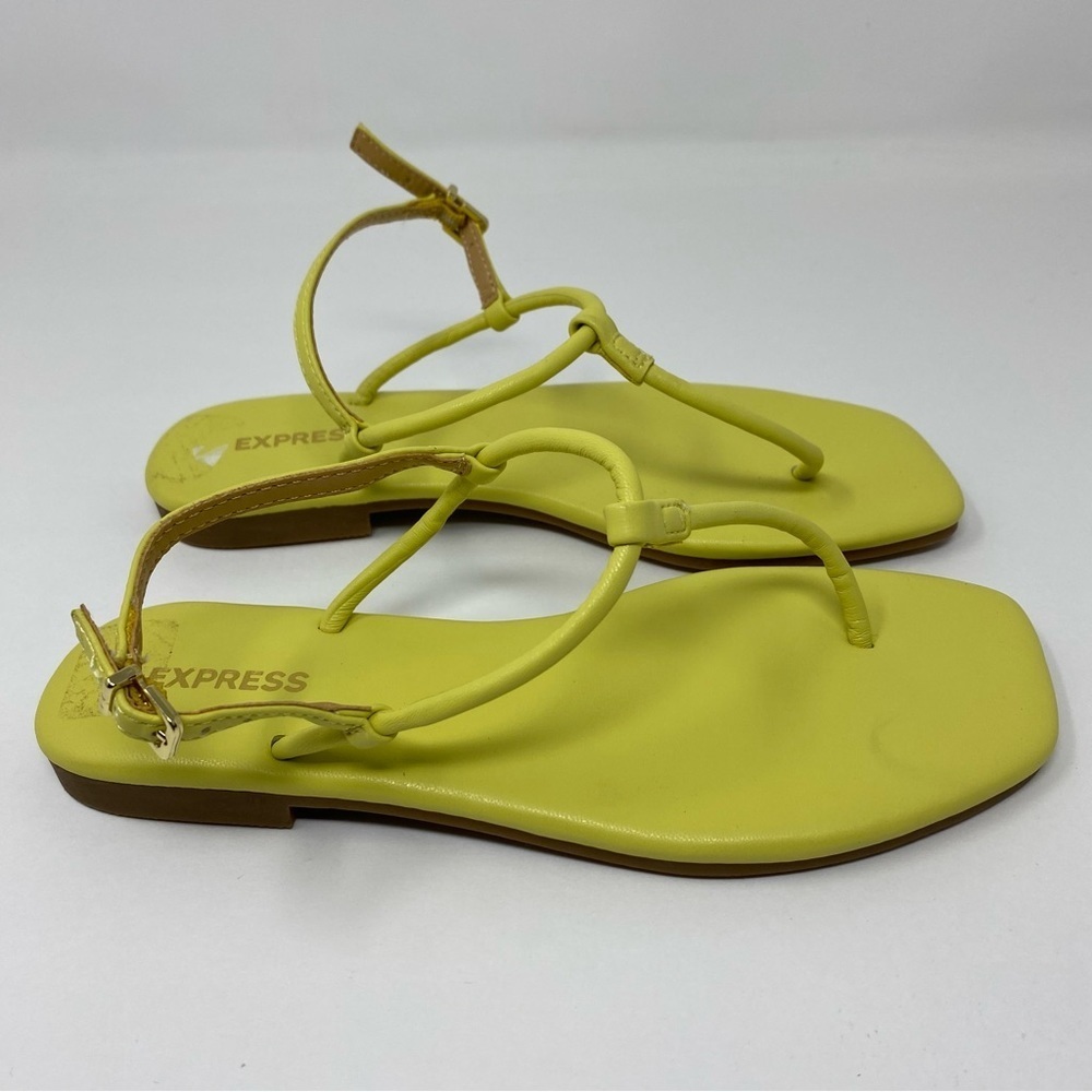 Express Simple T-Strap Sandal - Picture 4 of 5